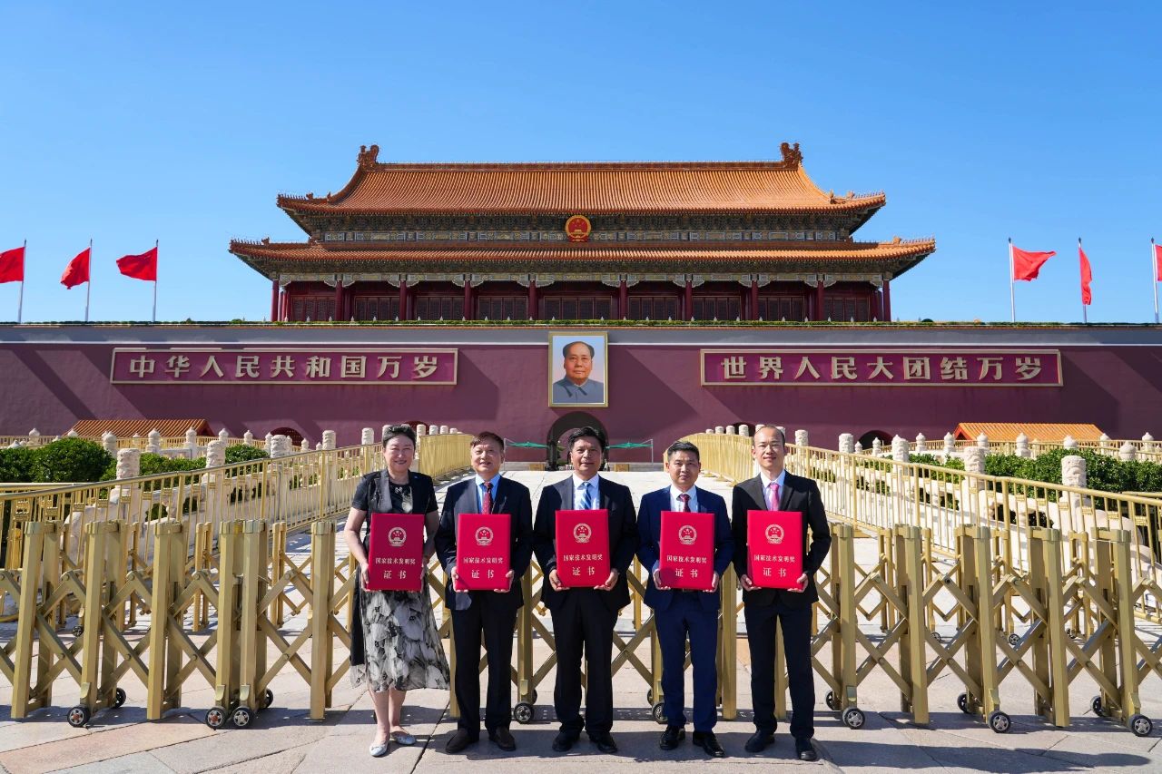 “聚合物熔體納米纖維綠色高效制造技術及應用”榮獲2023年度國家技術發明獎二等獎 ...